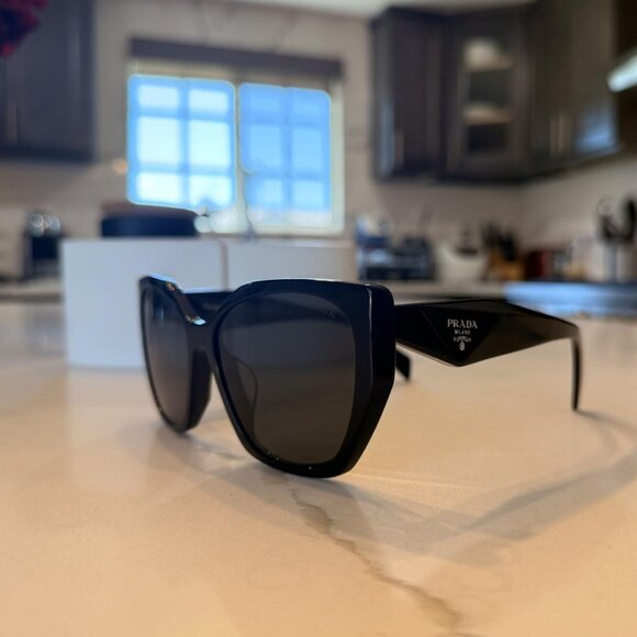 Prada Sunglasses - PR 19ZSF Black Frame. Grey Lenses - Picture 2 of 11